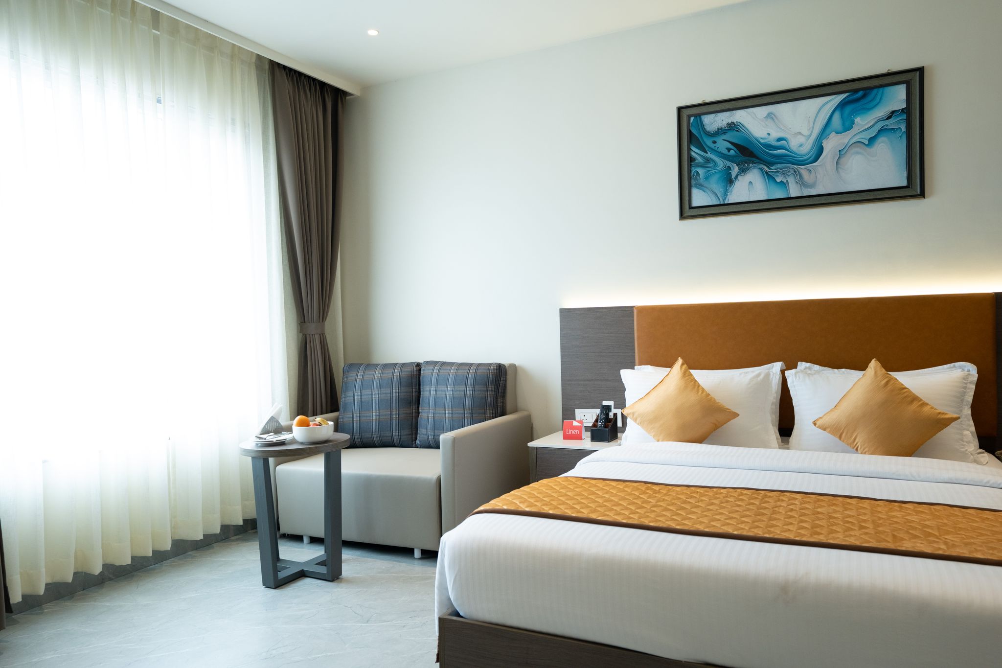 Zip By Spree Hotels Pandharpur Deluxe King Room 8