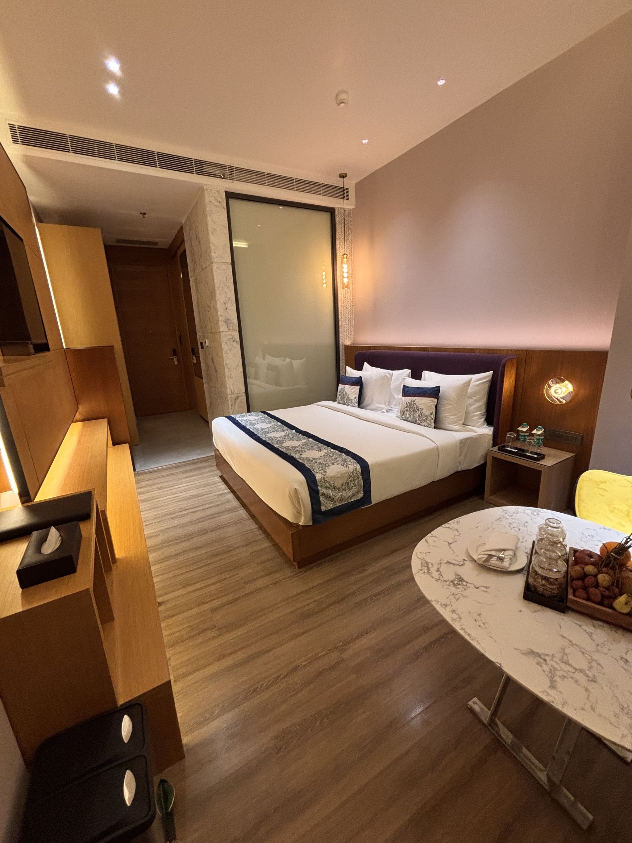 Winter Green Premium Room