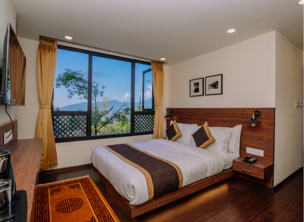 Tree of Life Indra Mandala Hotel, Gangtok Deluxe Room - Valley View
