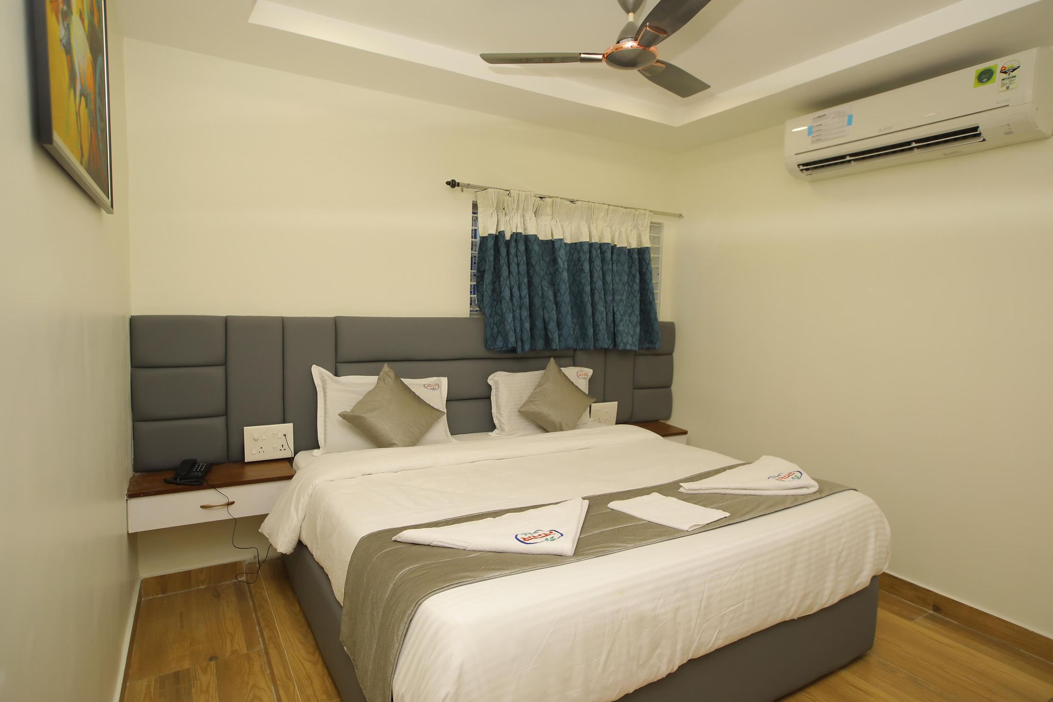 Deluxe AC Room