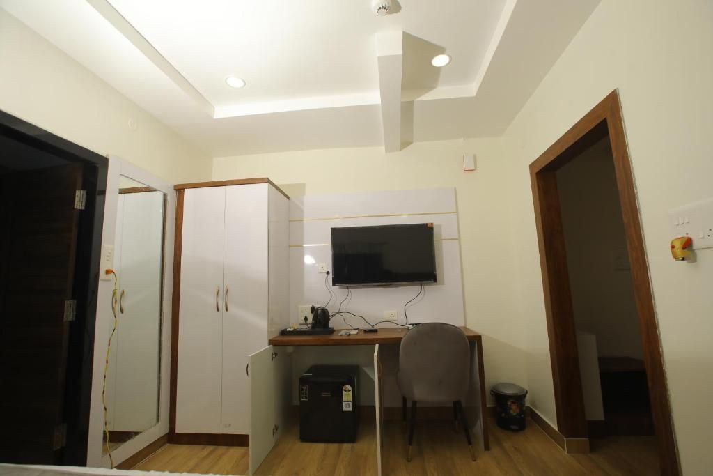 Deluxe AC Room