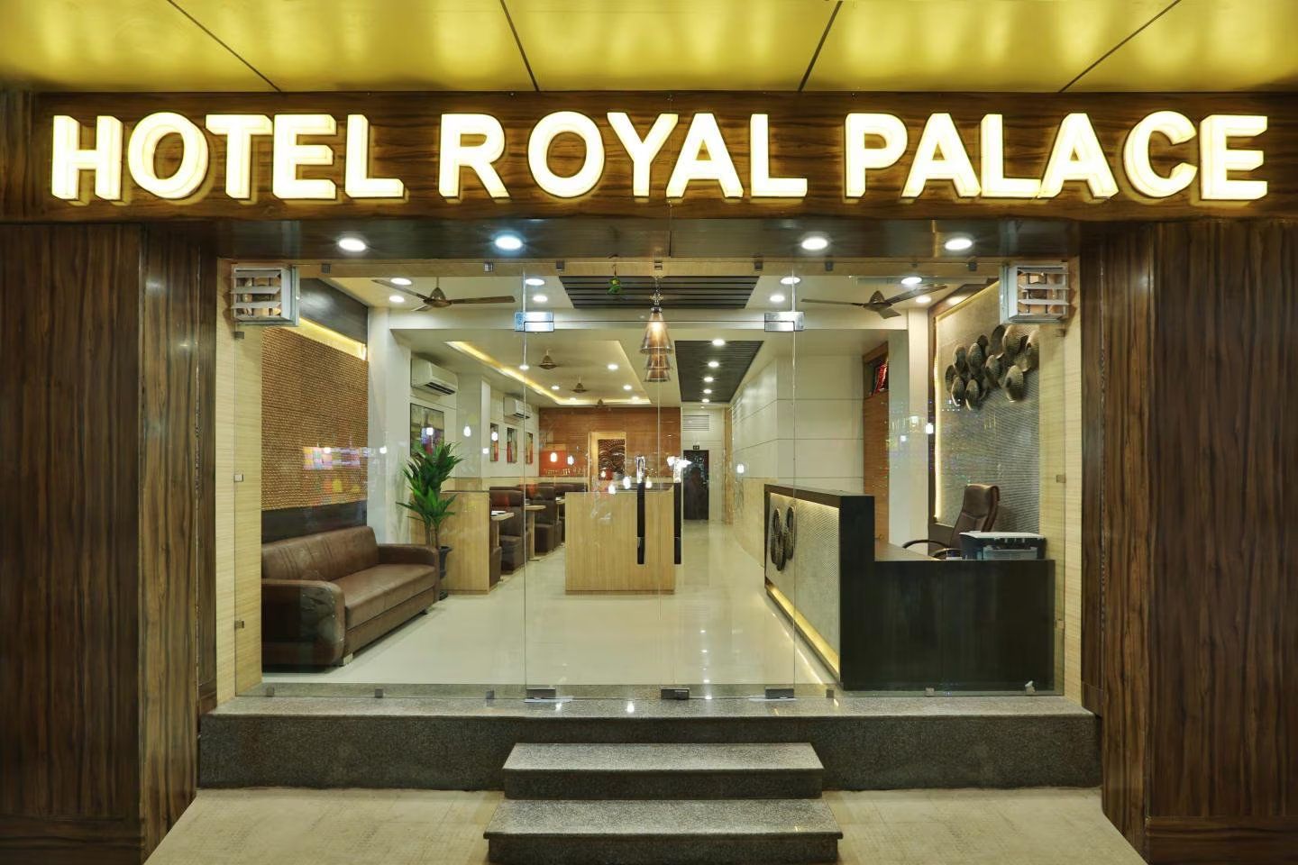 Hotel Royal Palace