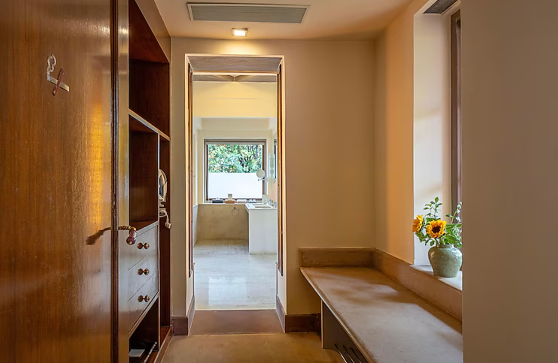 Luxury Garden & Spa Villa