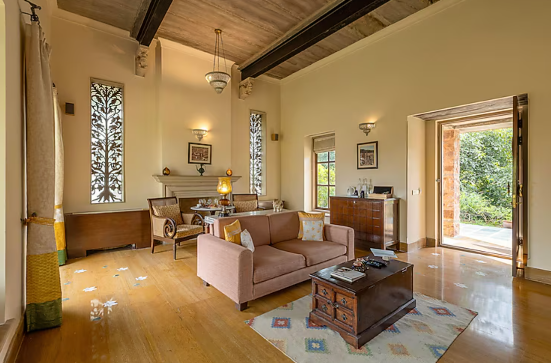 Luxury Garden & Spa Villa