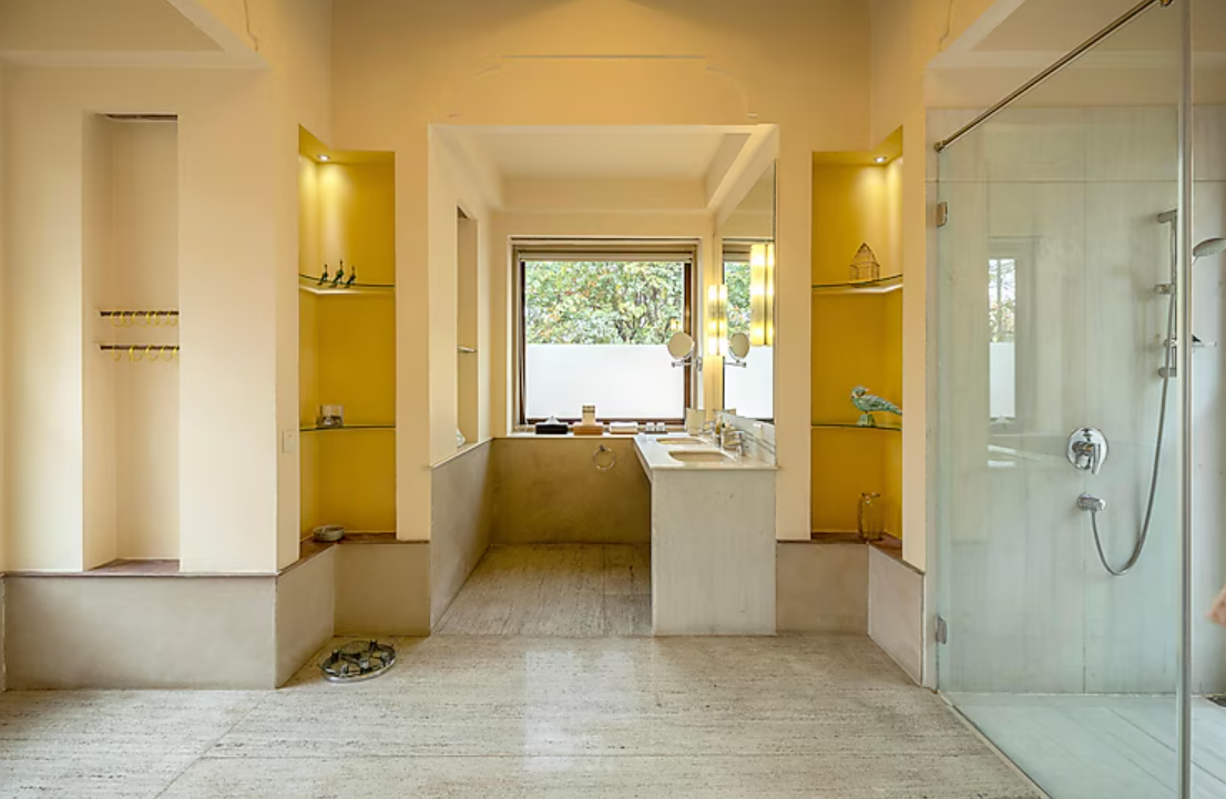 Luxury Garden & Spa Villa