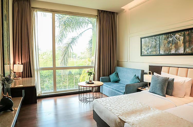 Park Boulevard Hotel & Resort Deluxe Twin Room 3