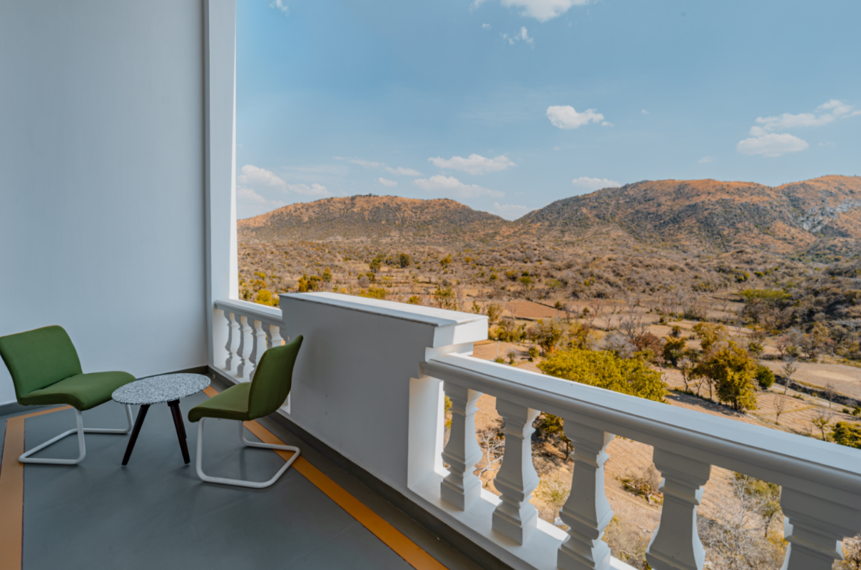 Premium Valley View Room