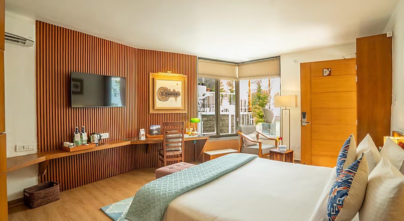 Tree of Life Eila Art Hotel, Manali Standard Room - Pool View 4