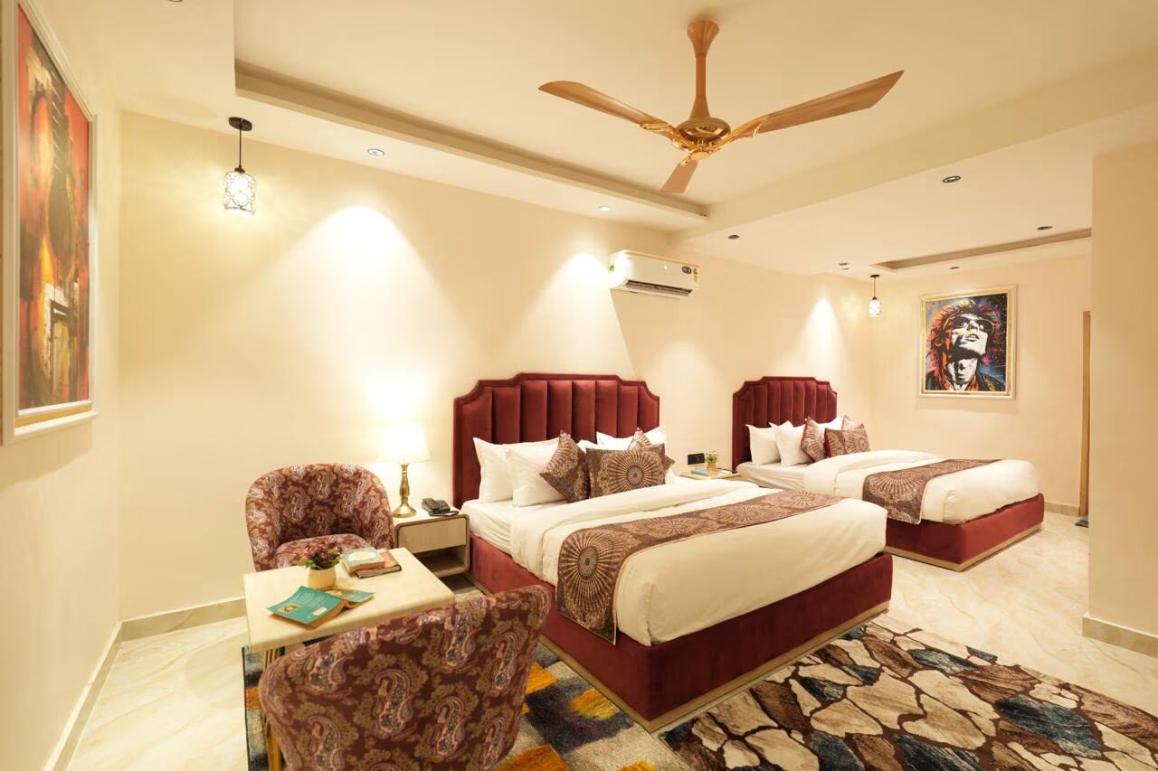 FAMILY SUITE ROOM WITH BATH TUB