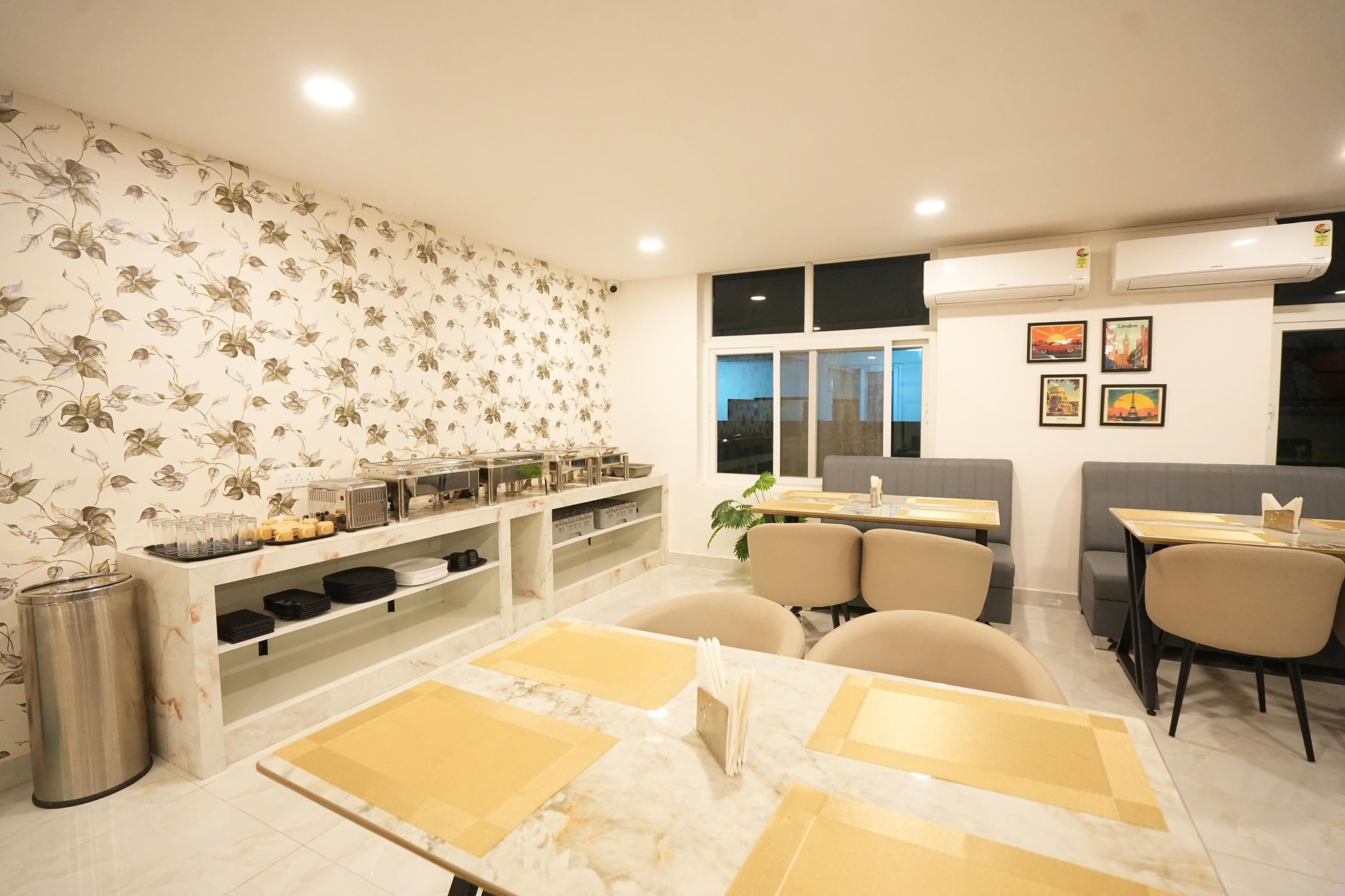 Food & Dining