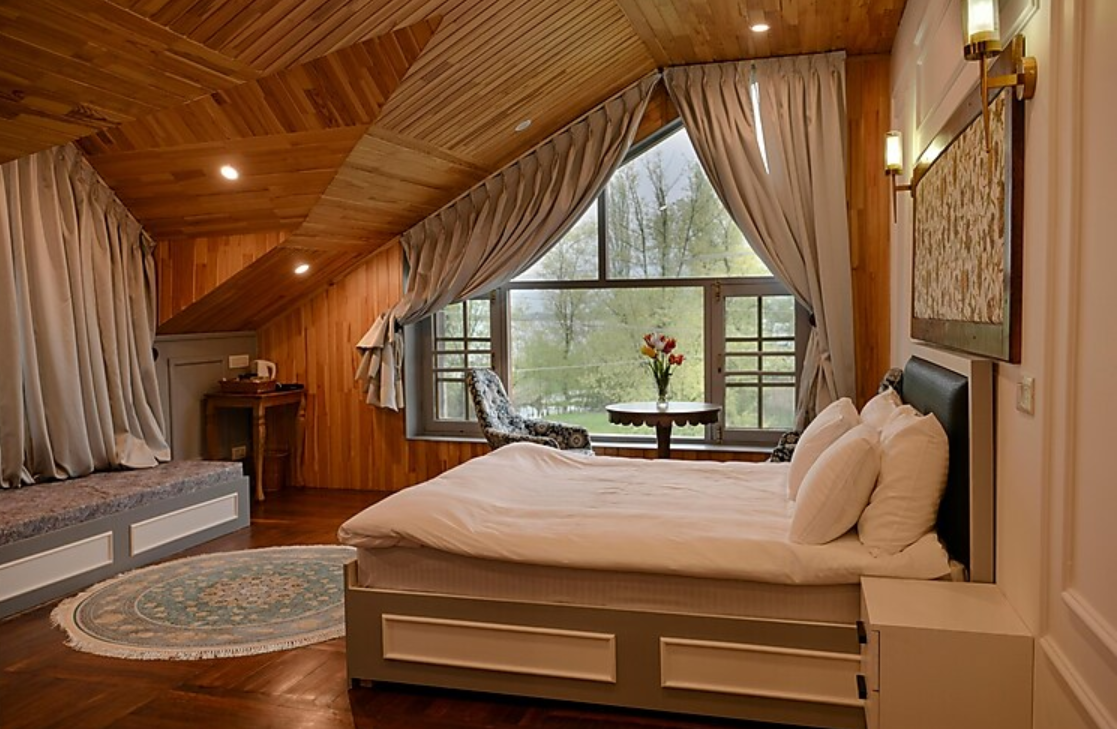Tree of Life Lakeside Cottage, Srinagar Chalet Room - Lake View  11