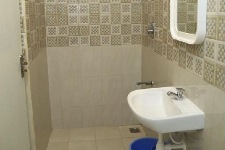 Varuna Inn Banquets & Resort Deluxe Twin 2