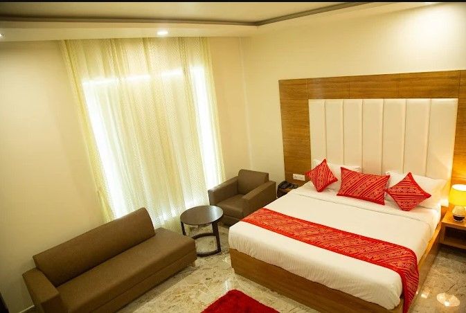 Comfort Hotel Deluxe Room 3