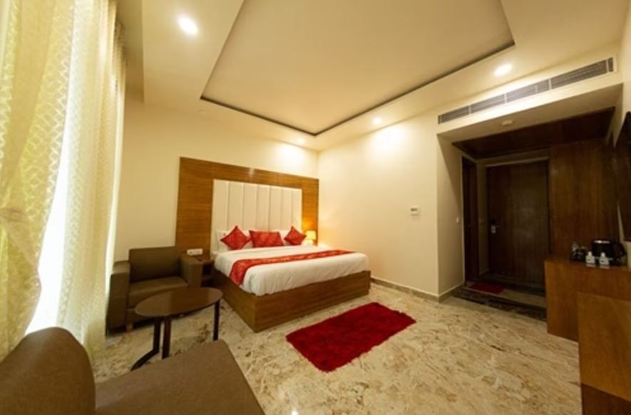 Comfort Hotel Deluxe Room