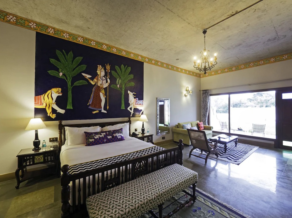 Junior Suite - King Bed 