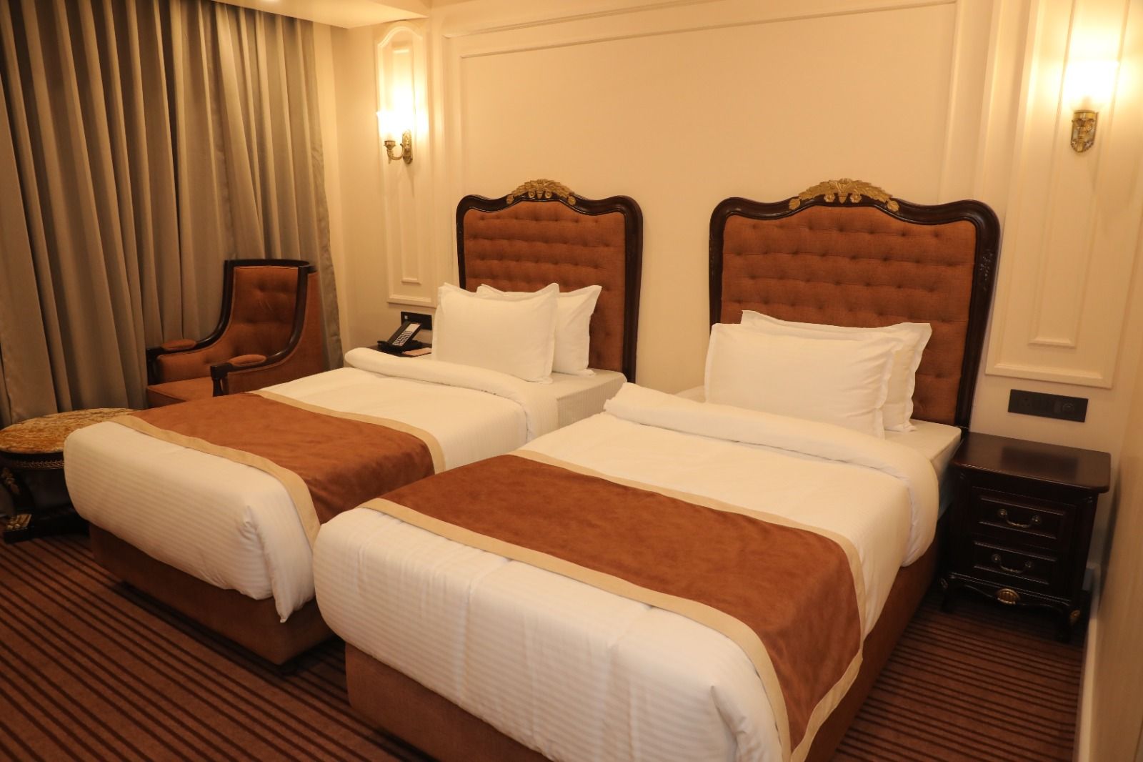 Hotel Nirvana Executive Twin