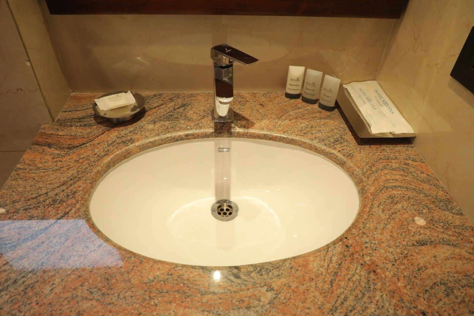 Hotel Nirvana Executive Twin 4