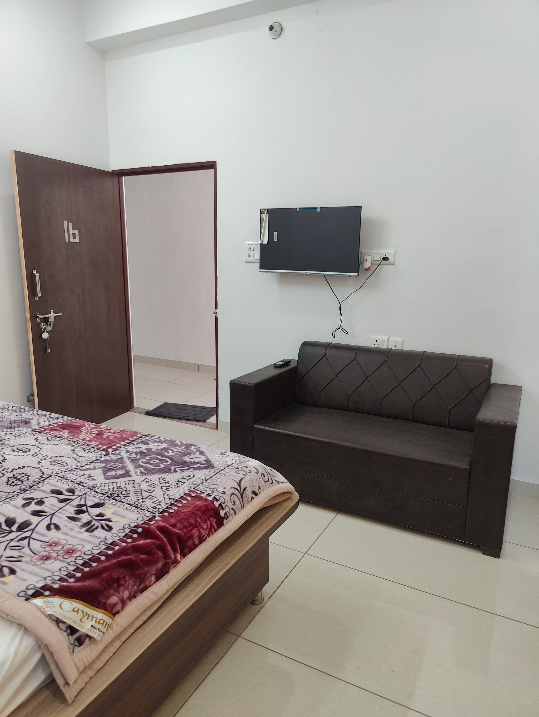 Hotel Meera & Marriage Palace Pilani Standard 2