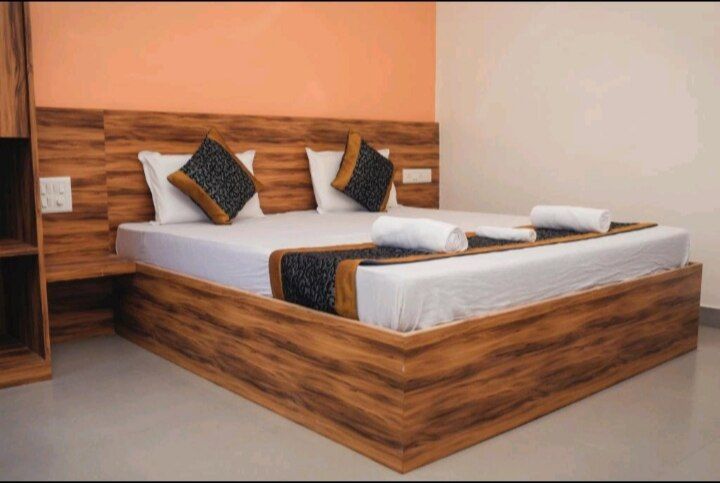 Deluxe Family AC Room