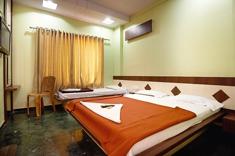 Triple Bed Non A/C Room