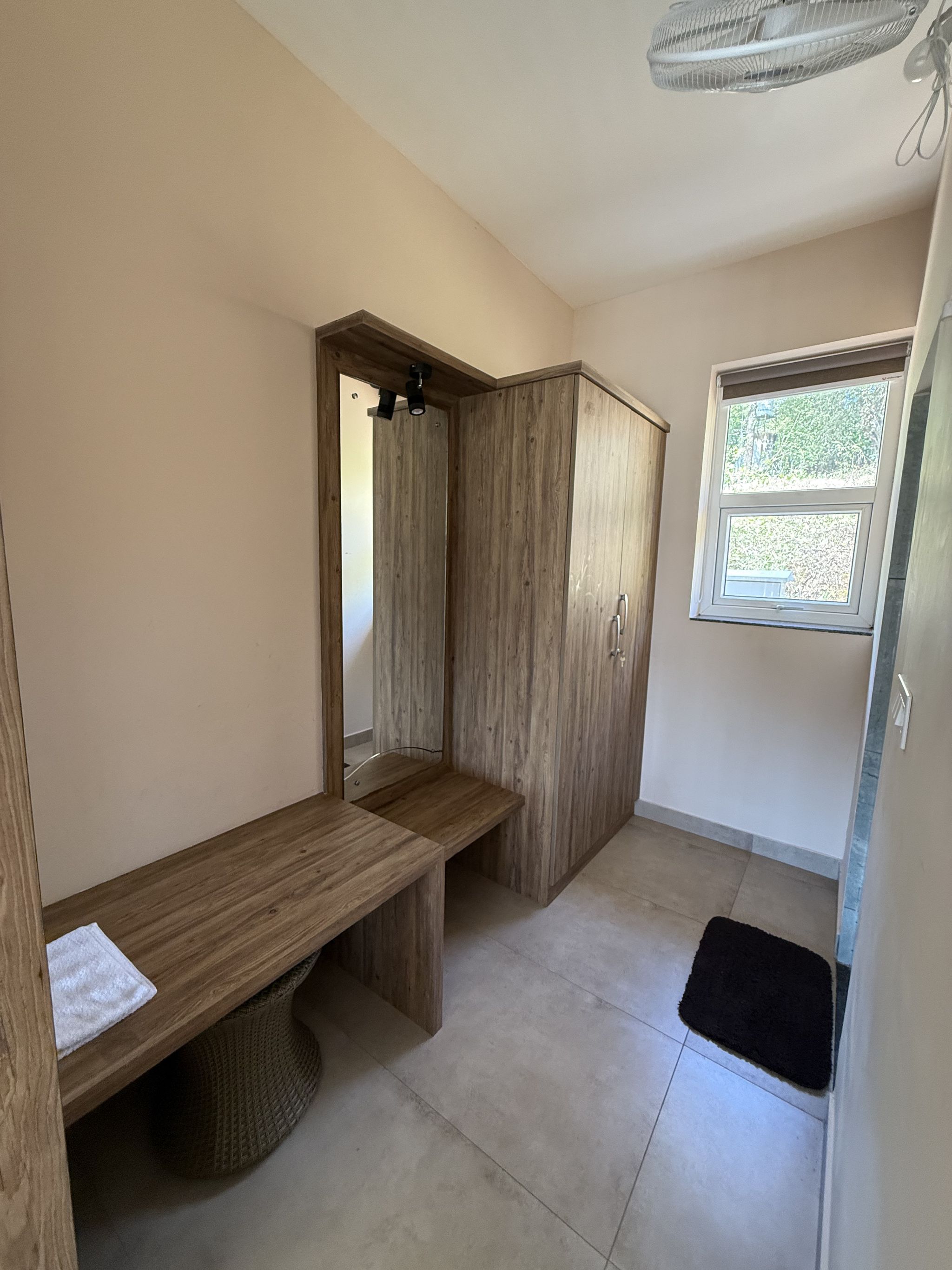 Kanive Eco Stay Cottage garden view 8