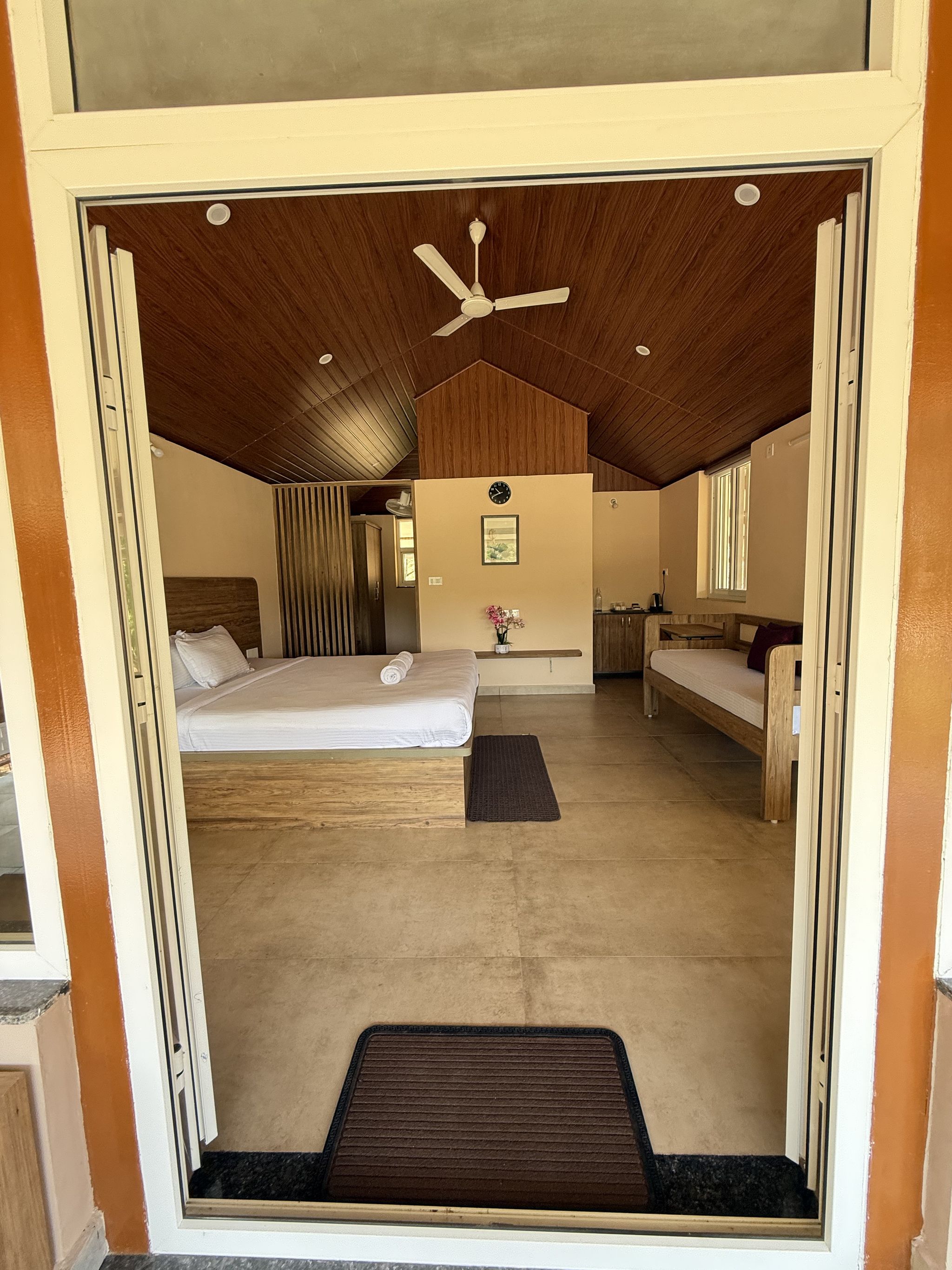 Kanive Eco Stay Cottage garden view 4