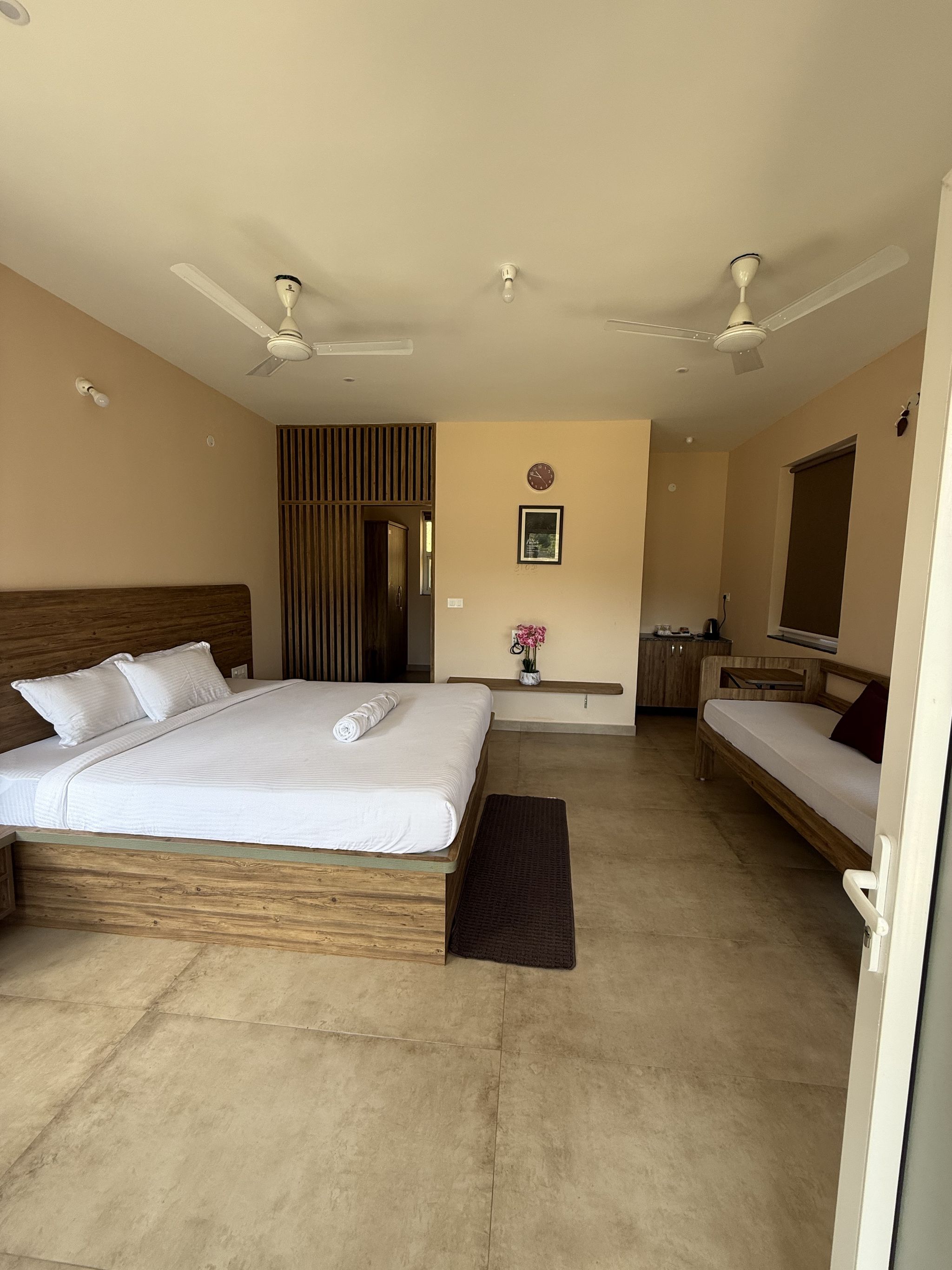 Kanive Eco Stay Cottage garden view 2