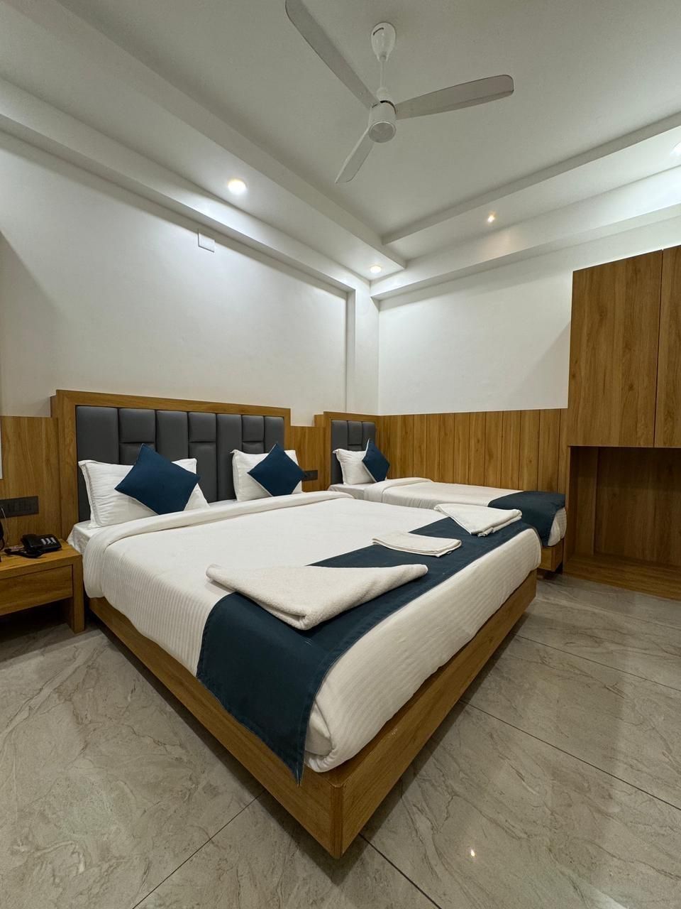 3 Bedded AC Family Room