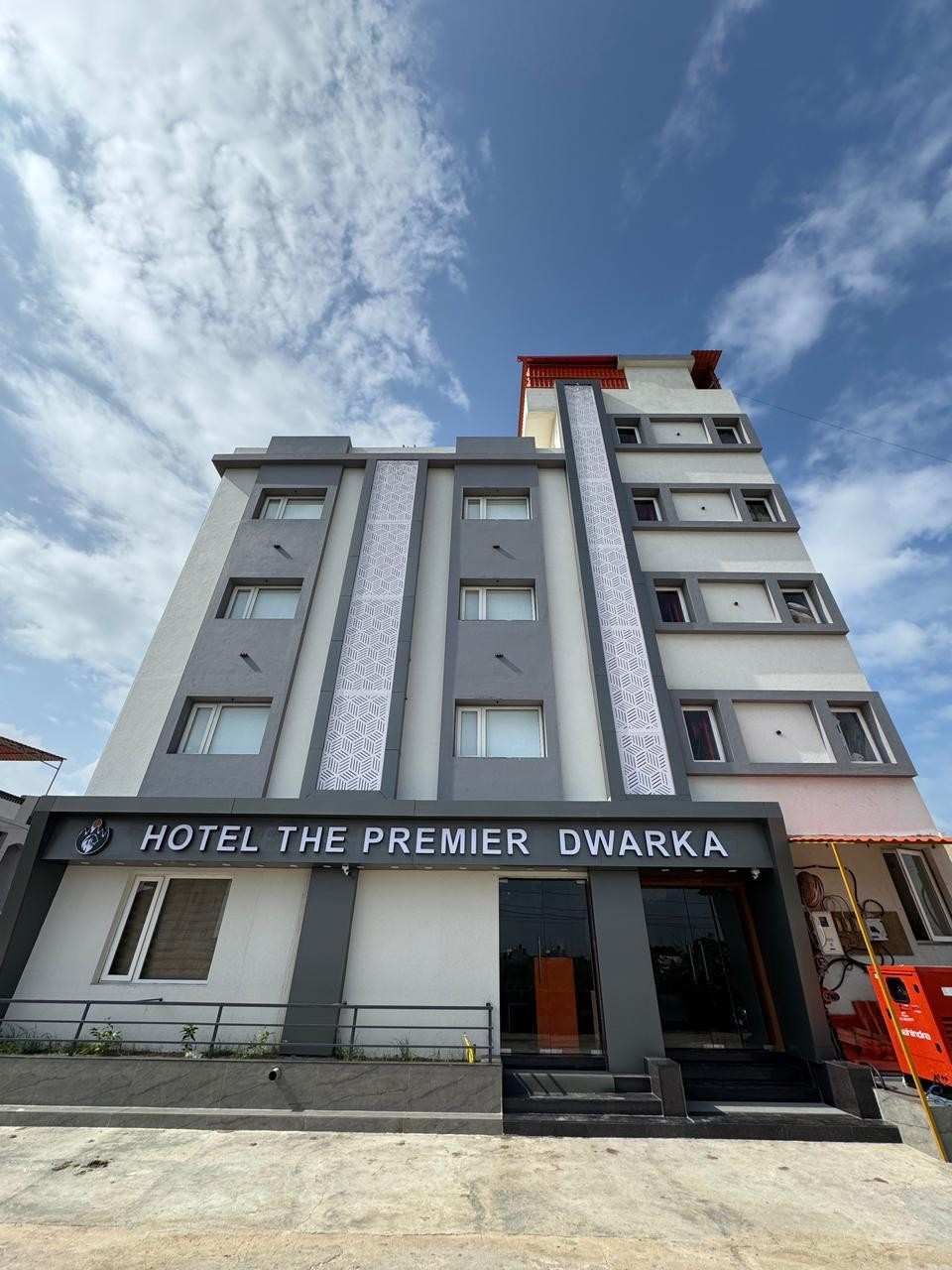 Hotel The Premier Dwarka