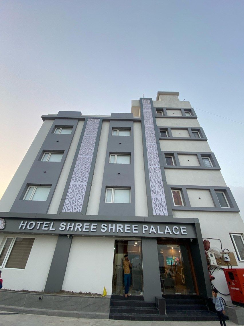 Hotel Shree Shree Palace