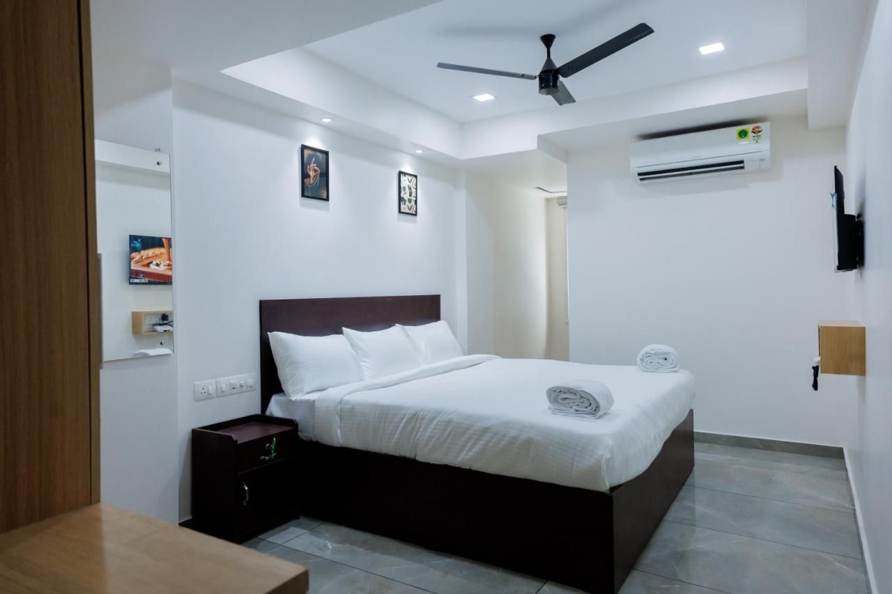 Double Deluxe Room