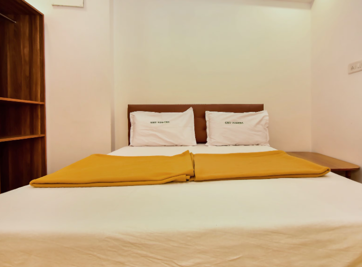 GMT TOWER Standard A/c Room