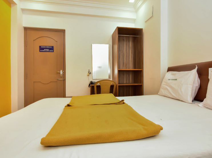 GMT TOWER Standard A/c Room 2
