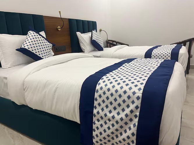 The Crown Prince Deluxe Twin Bed Room 3