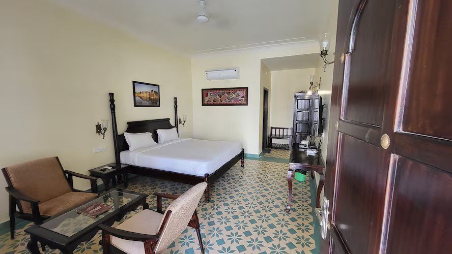 The Grand Barso (A Luxury Heritage ) The Panache Rani Bagh