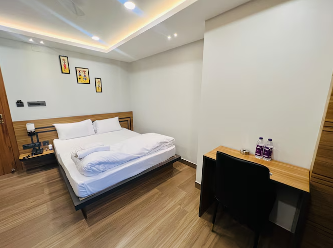 DELUXE ROOM WITH BALCONY