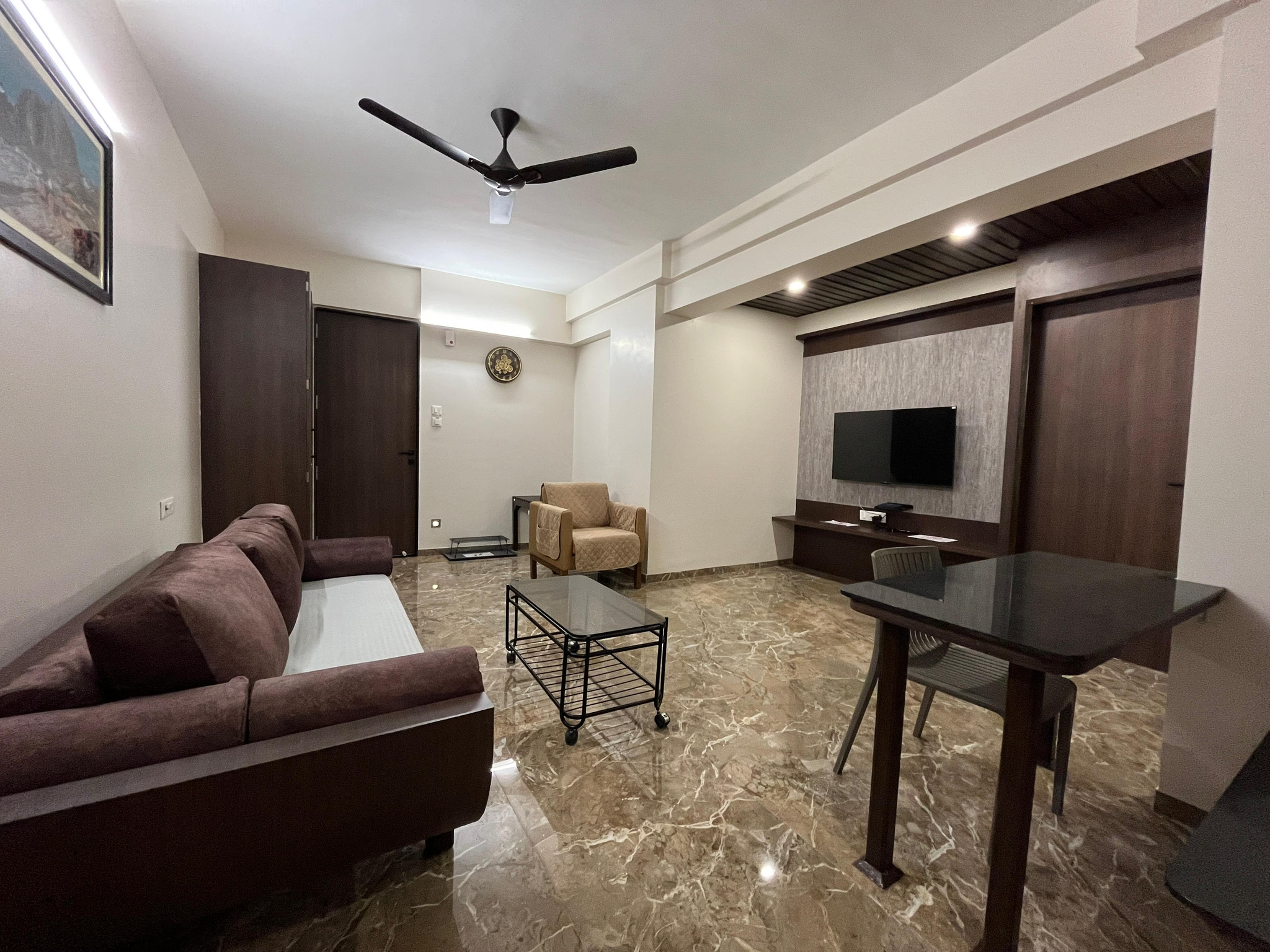Kuber Suites Indra Suite 16