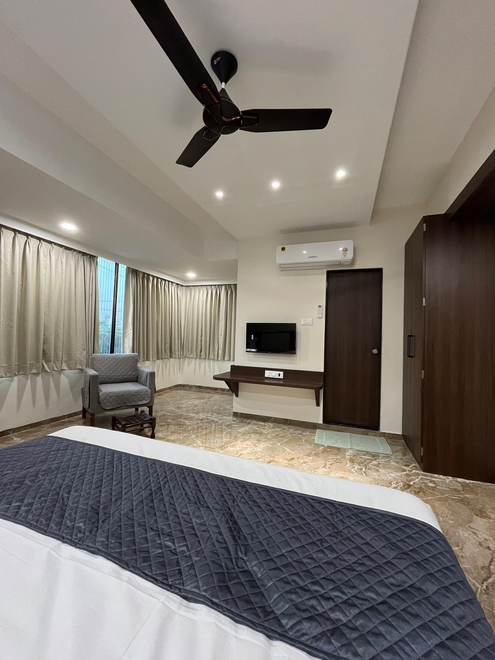 Kuber Suites Indra Suite 7