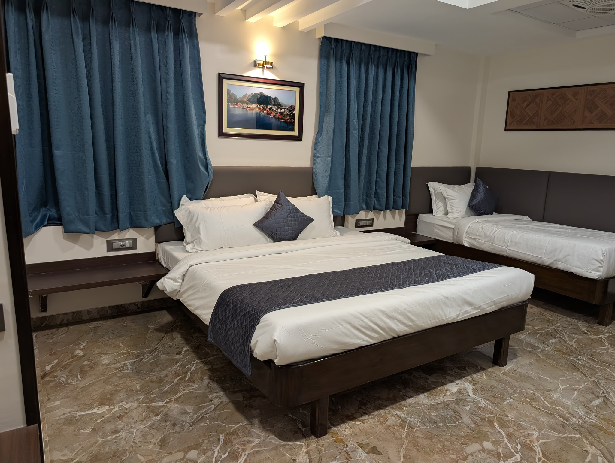 Kuber Suites Prithvi Suite 3
