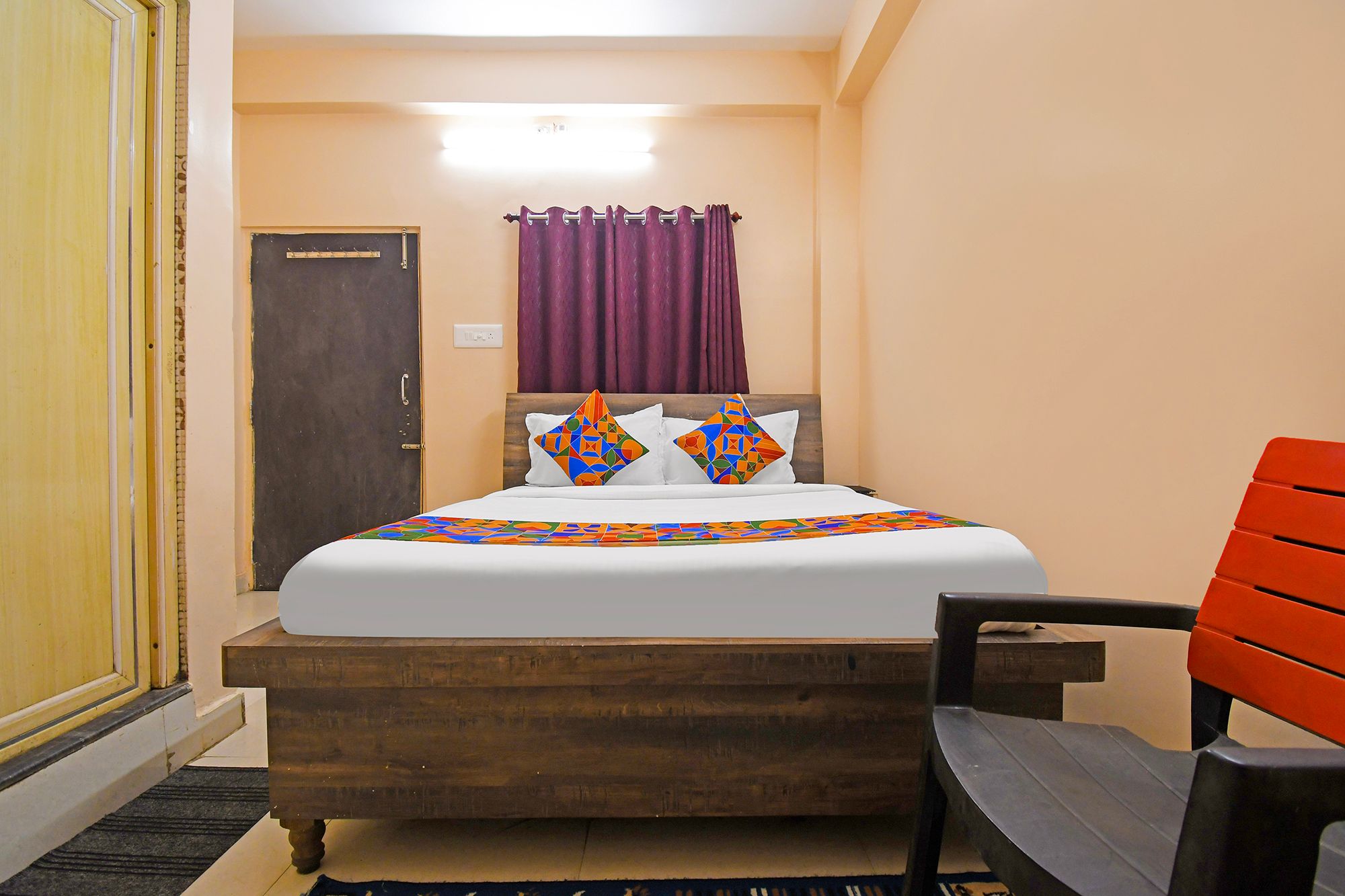  FabHotel Royal Lagoon Deluxe Room 2