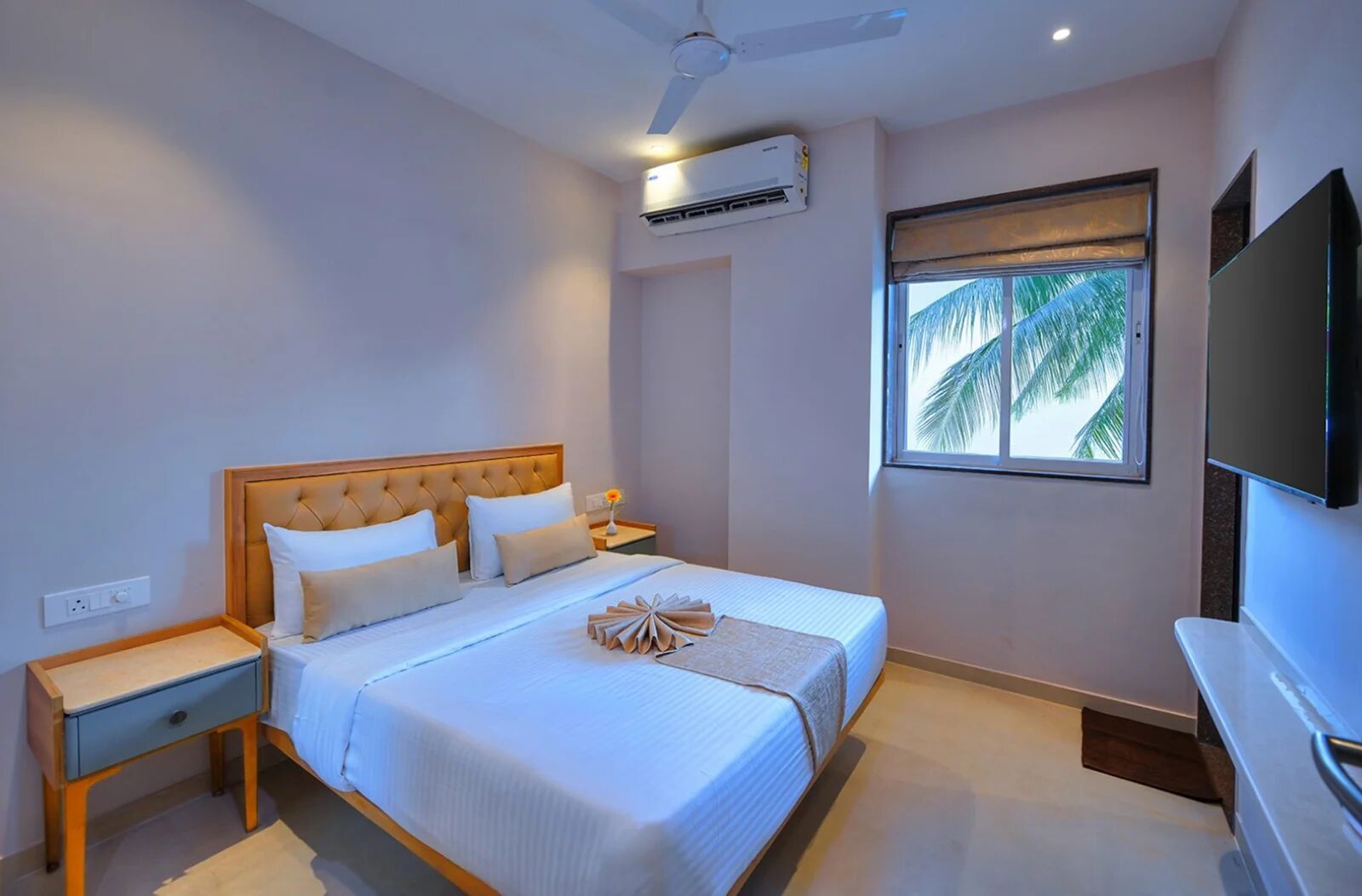 Foxoso Vega Suites with Private Indoor Pool, Colva 3 Bedroom Villa Suite