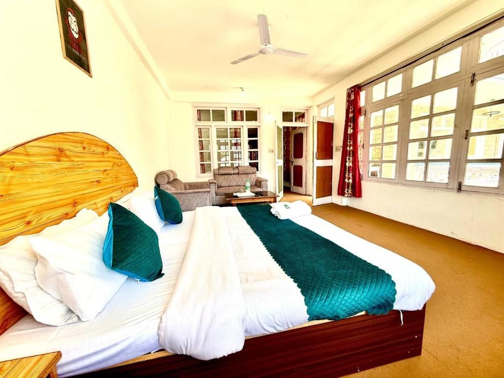 Himalayan View Superior Room