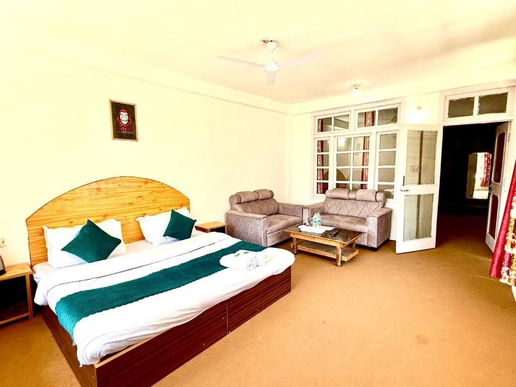 Himalayan View Superior Room