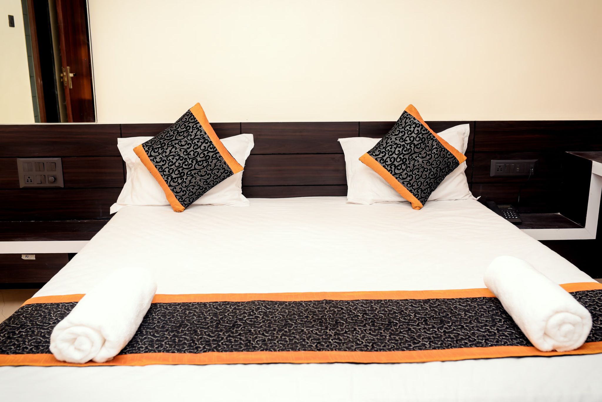 ILIF 2799 SHITAL A MOM'S HOME STANDARD AC ROOM 4