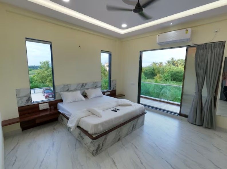 ILIF 2797 THE NEELA Deluxe AC Room