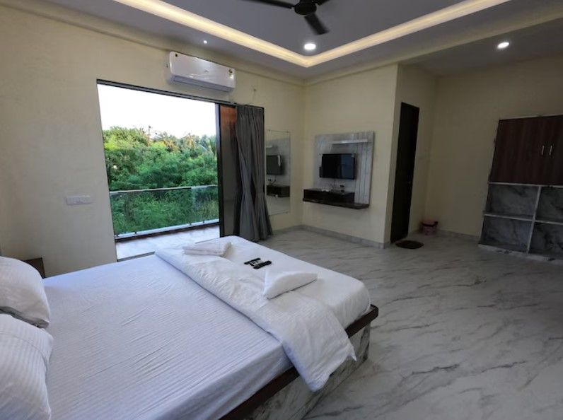 ILIF 2797 THE NEELA Deluxe AC Room 3