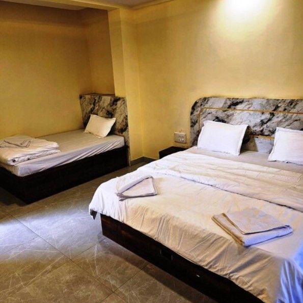 Deluxe Family AC Room