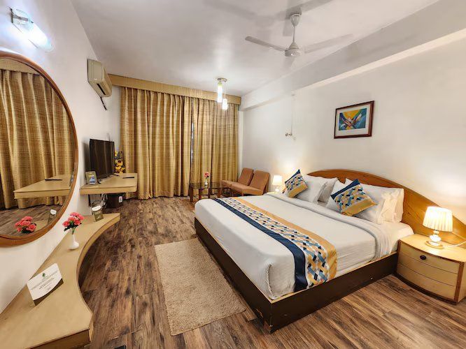 Deluxe Room without Balcony Non View