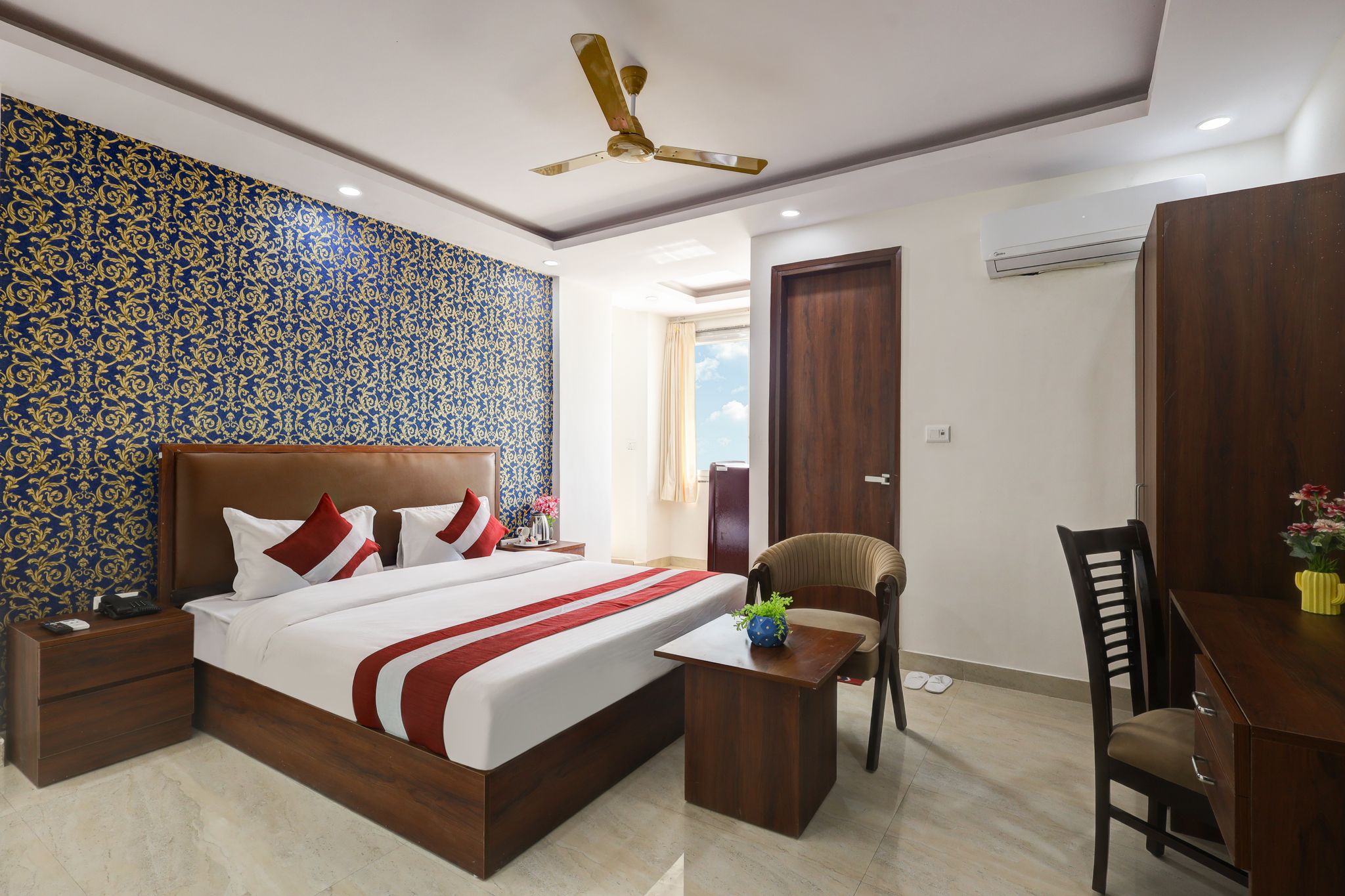 Hotel The Venice- Near Indraprastha Apollo Hospital Deluxe Room 6