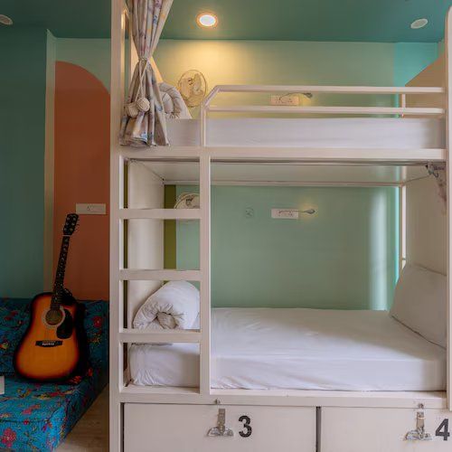 AC 8 Bed Female Ensuite